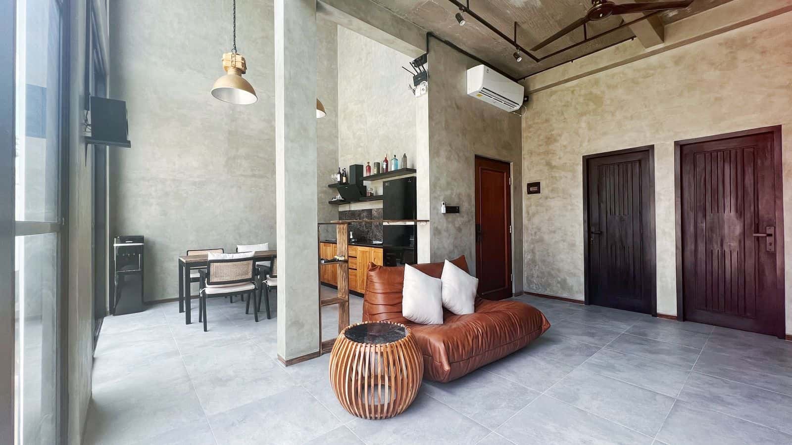 MODERN 1 BEDROOM VILLA WITH PRIVATE POOL FOR SALE LEASEHOLD IN TUMBAK BAYUH BE-918 